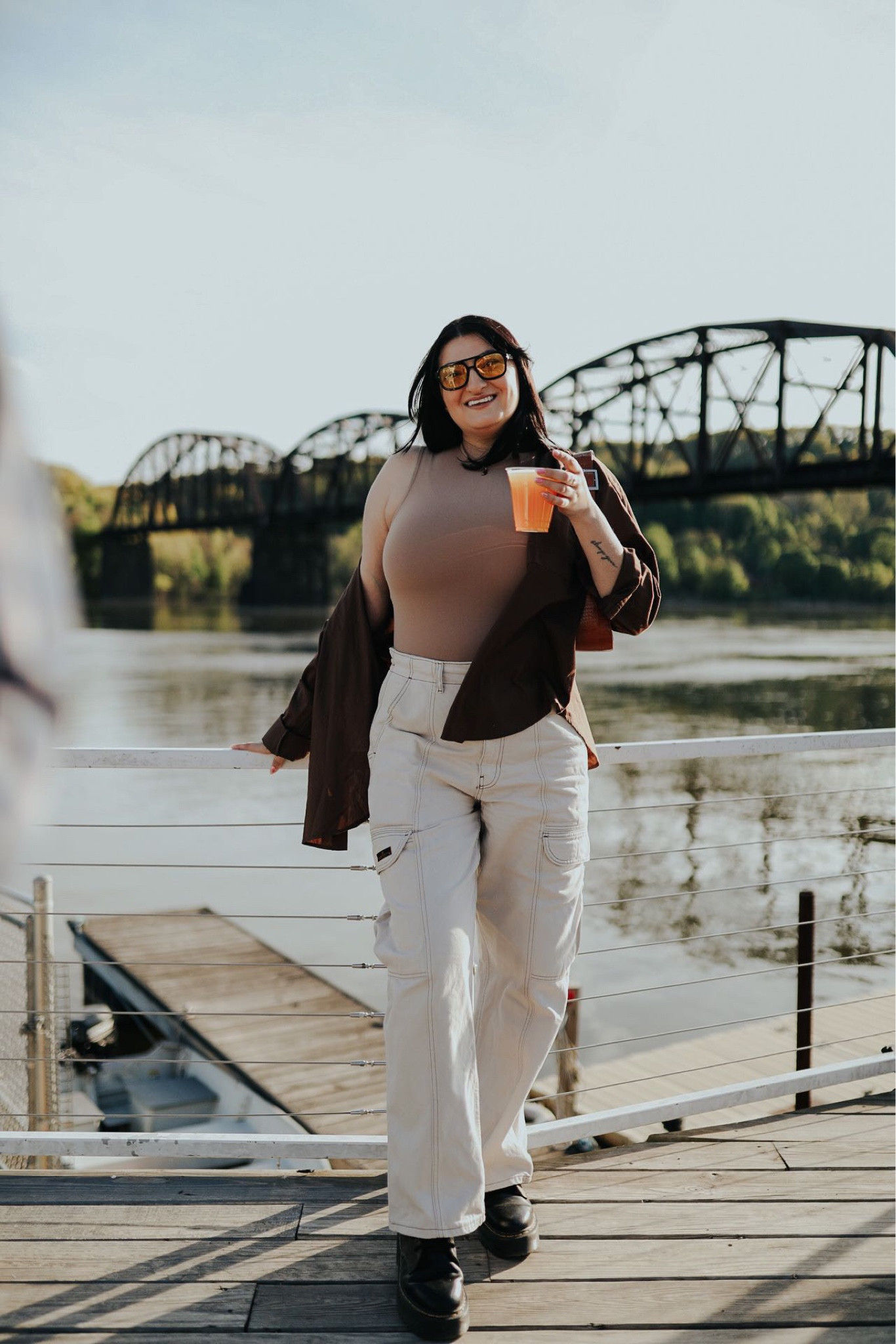 Beers by the water on a Friday night fit 🔥 

#LTKfit #LTKcurves #LTKSeasonal