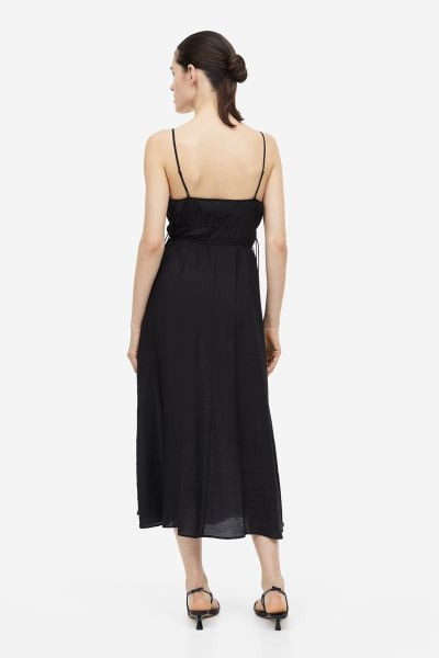 Drawstring-detail dress | H&M (UK, MY, IN, SG, PH, TW, HK)