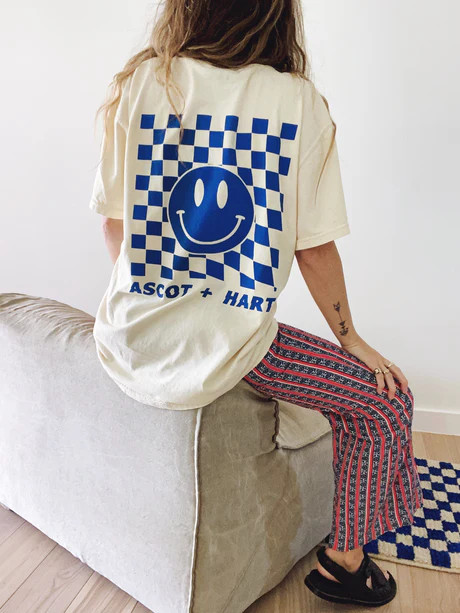 Ascot + Hart Smile Logo Pocket Tee | Ascot + Hart
