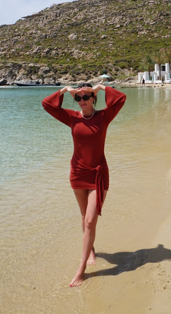This dress has officially earned a spot in every vacation suitcase. ❤️ 

 #LTKdayinmylife #LTKSeasonal #LTKTravel