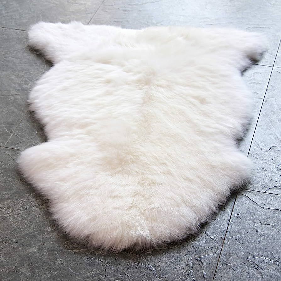 WaySoft Genuine New Zealand Sheepskin Rug, Luxuxry Fur Rug for Bedroom Living Room, Fluffy Wool R... | Amazon (US)