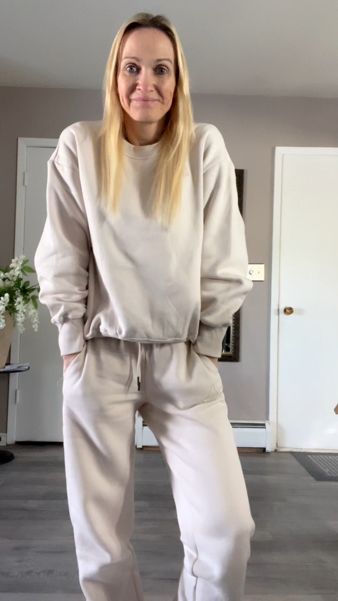 I’m obsessed with these Reebok sweatshirts and sweatpants. They are on clearance right now for $13! They are such great quality. They are really thick and soft! I dropped my son off at the airport this morning and this was the perfect outfit to wear. I’m wearing an extra small in both the top and the bottom.



#LTKSaleAlert #LTKmomlife #LTKFindsUnder50