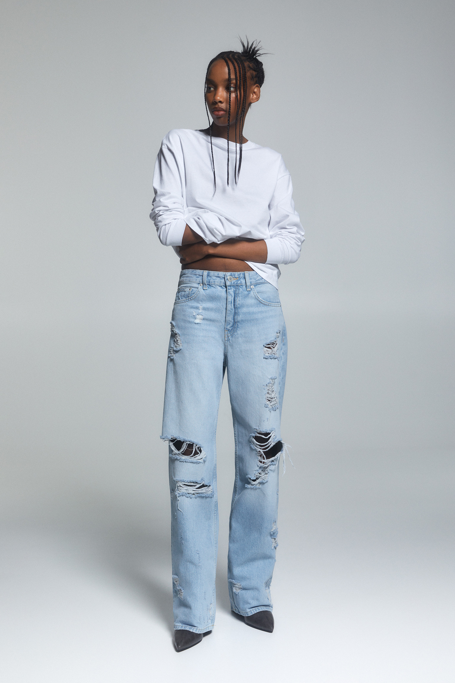 Ripped straight-leg jeans | PULL and BEAR UK