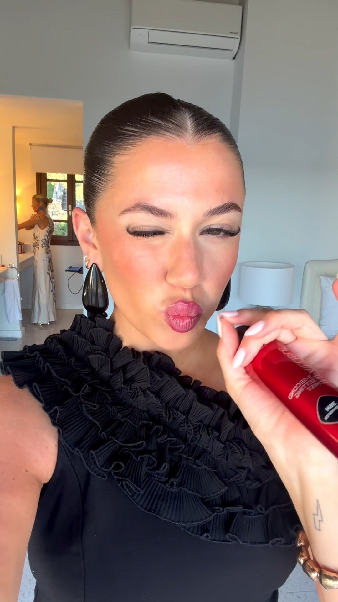 The key to my makeup lasting all night!! 🖤

#LTKuk #LTKsummer #LTKbeauty