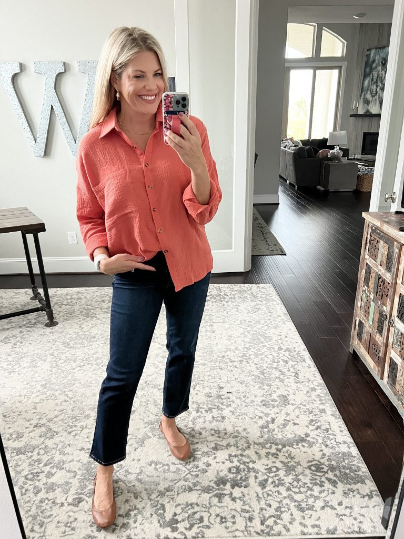 Transition top for fall



Fashion blog  fashion blogger  fashion finds  amazon favorites  amazon fashion finds  amazon fall essentials  amazon fall transitional tops  fall closet basics  fall style guide  fall top essentials  

#LTKstyletip #LTKover40 #LTKfindsunder50