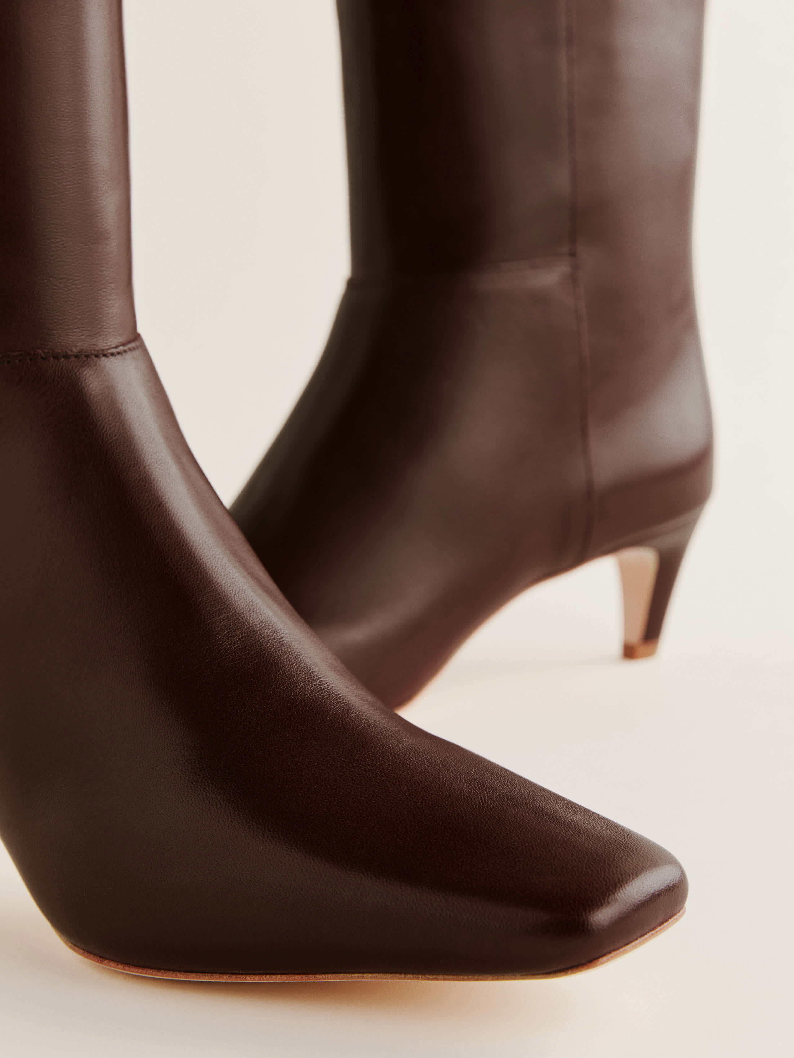 Remy Knee Boot | Reformation (Global)