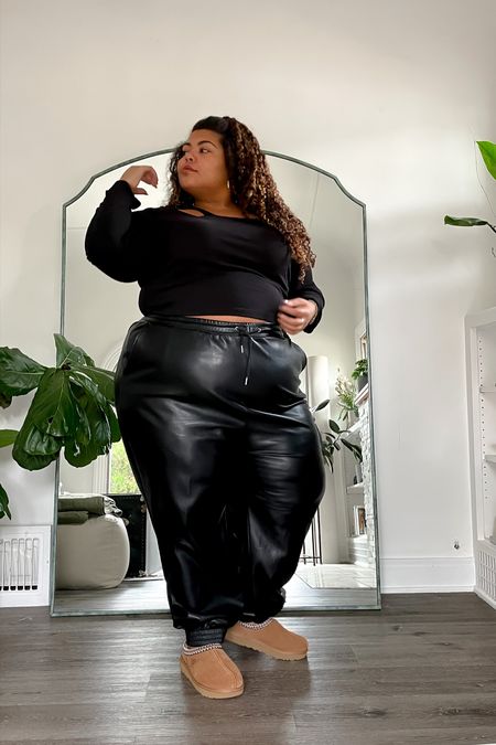 faux leather joggers | fall outfit ideas | plus size ootd | trendy cool girl outfits 

#LTKfit #LTKcurves #LTKstyletip