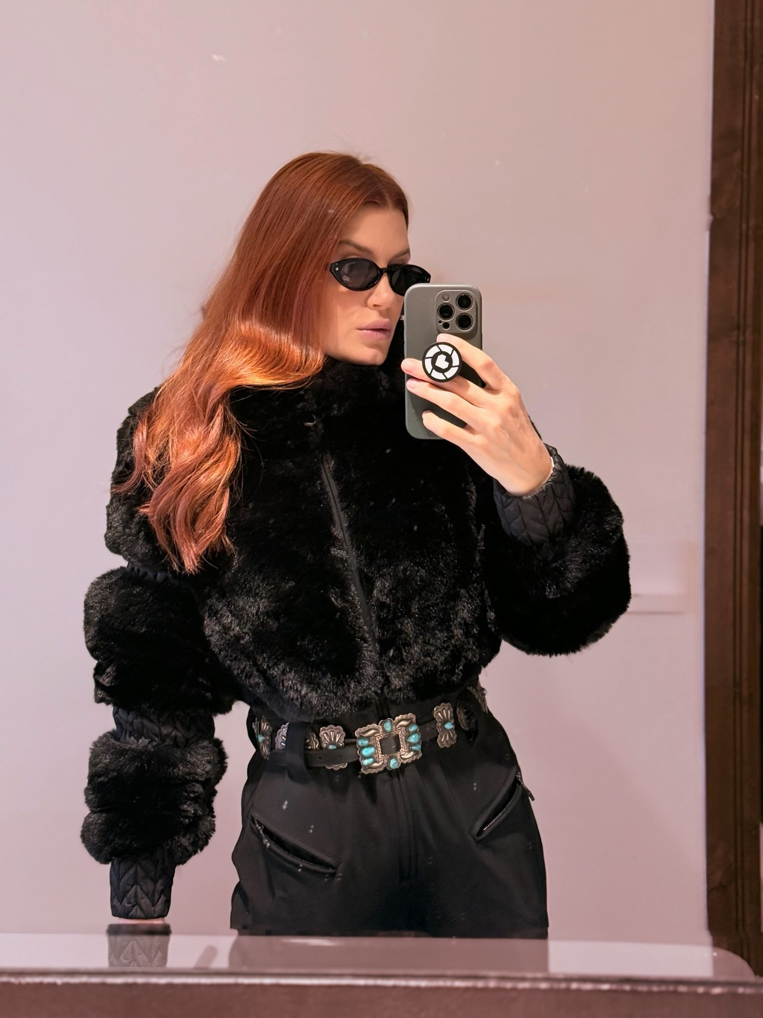 Final round of the Outfit Olympics: ski edition. Keeping it easy today and letting a hint of Santa Fe do the talking🏆

#LTKTravel #LTKgrwm #LTKootd