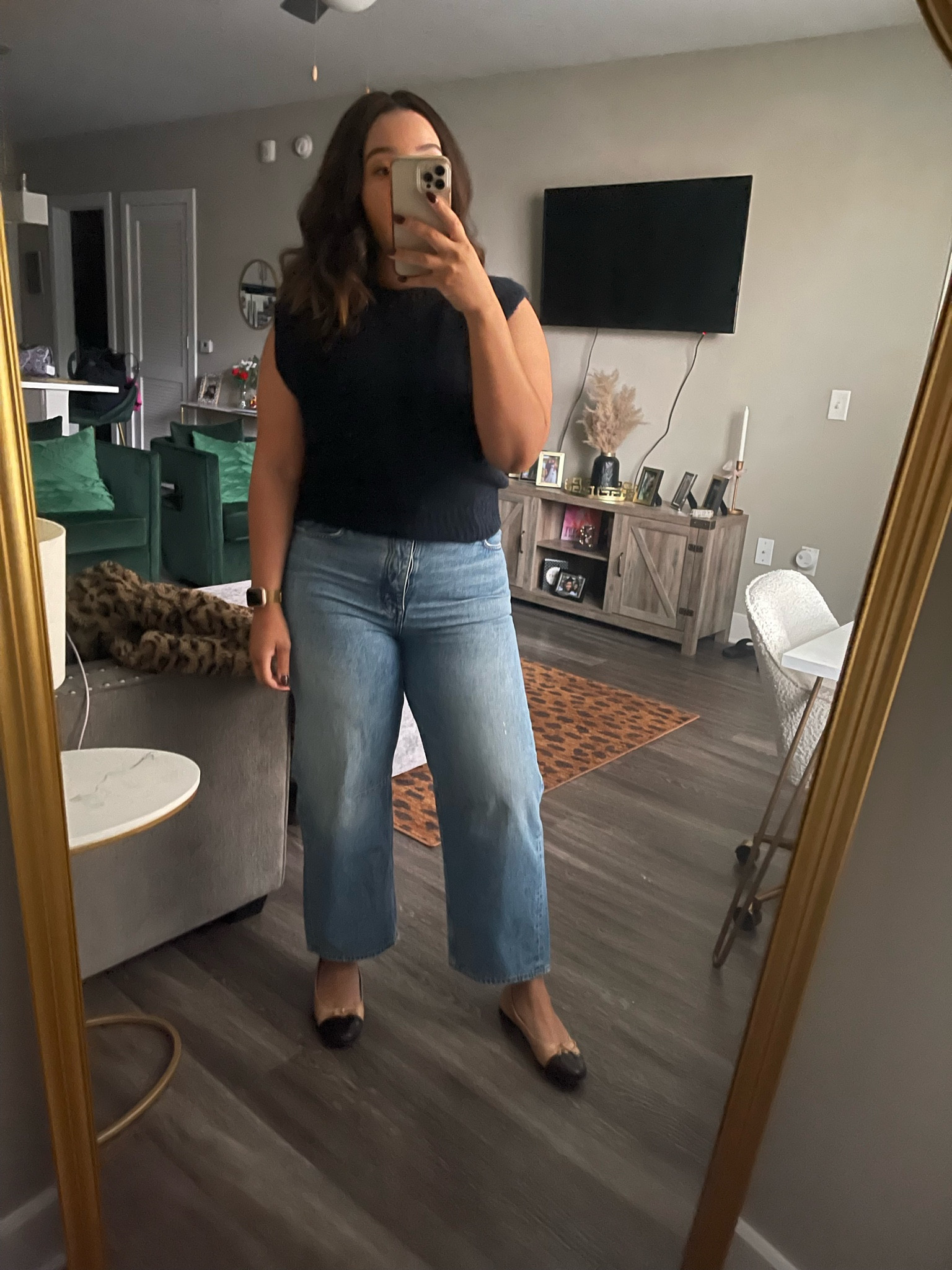 Loving these barrel leg jeans from Madewell 

#LTKMidsize #LTKWorkwear #LTKStyleTip