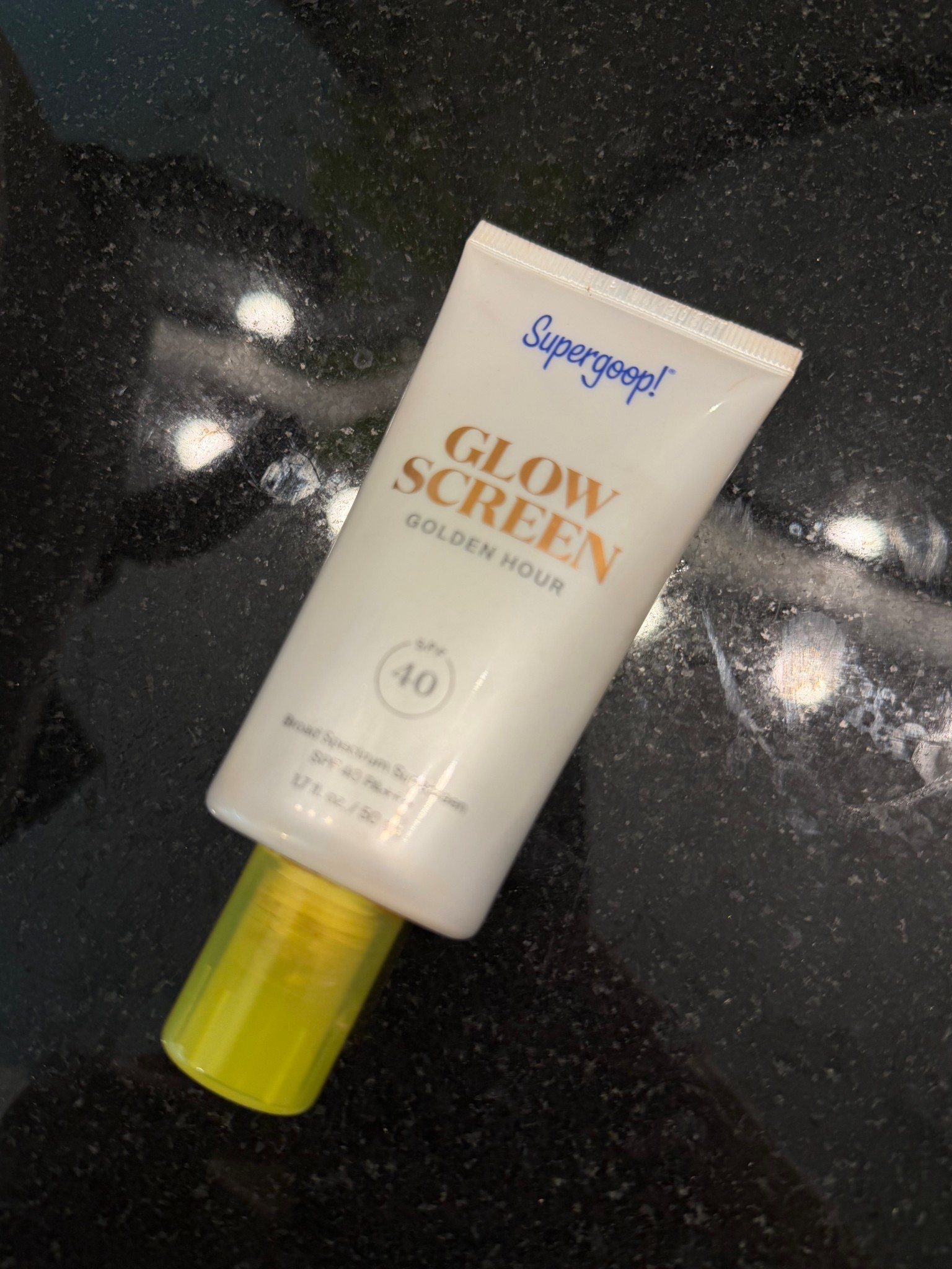 My favorite tinted sunscreen! It gives you that beautiful “golden hour” look! Perfect for vacation on the beach! Especially during this time of the year when your tan has faded! ✨

#LTKBeauty #LTKFindsUnder50 #LTKTravel