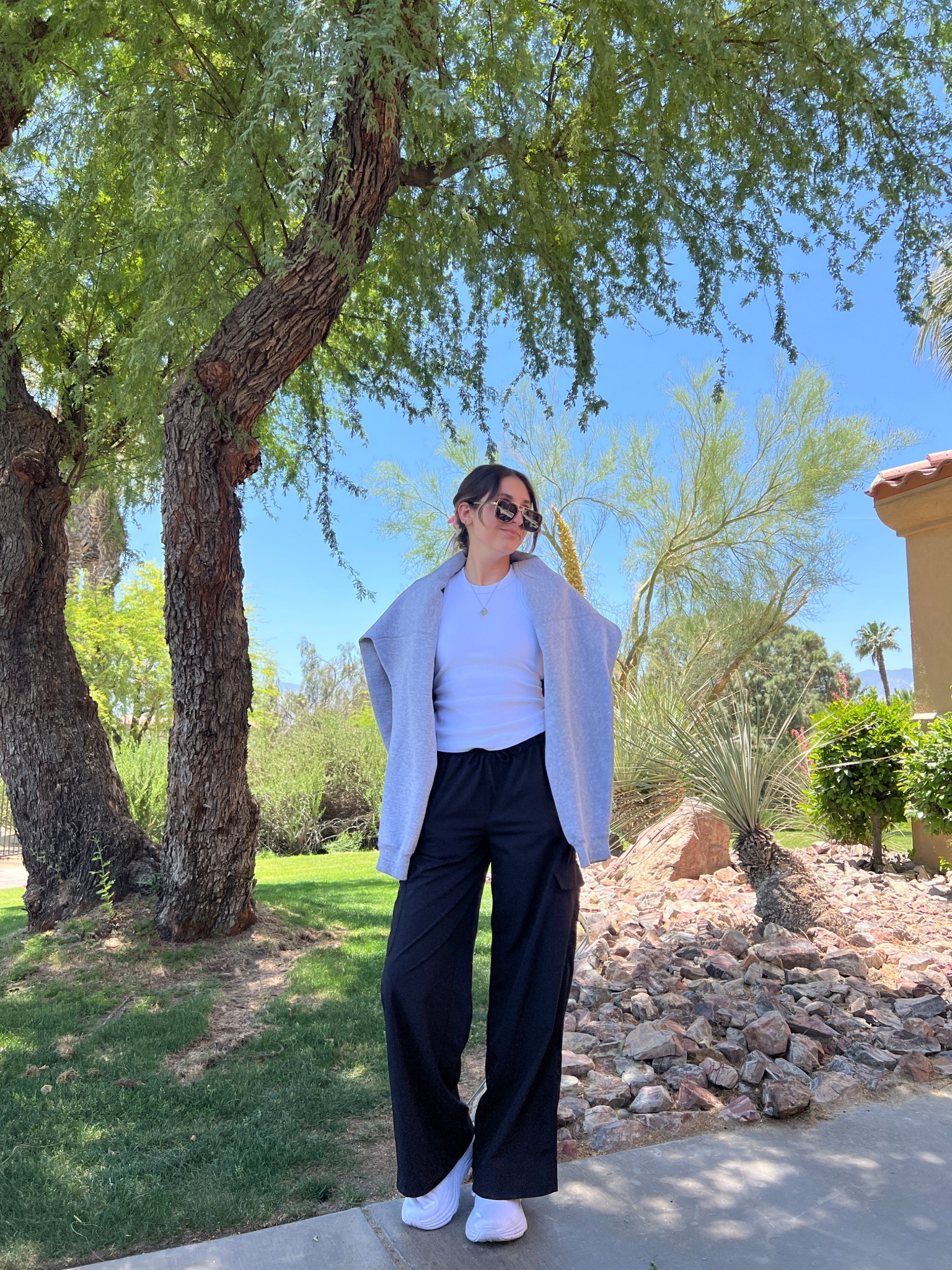Road trip home ootd 🏝️🌵

Tank: Fabletics
Cargo athletic pants: Old Navy
Crewneck: Vintage
Shoes: Hokas
Sunglasses: I-Sea

Ig: @jkyinthesky

#summer #summerstyle #athleisure #athletic #athleticstyle #athleisurestyle #comfy #comfystyle #everydaystyle #casualstyle #onthego 

#LTKStyleTip #LTKFindsUnder50 #LTKActive