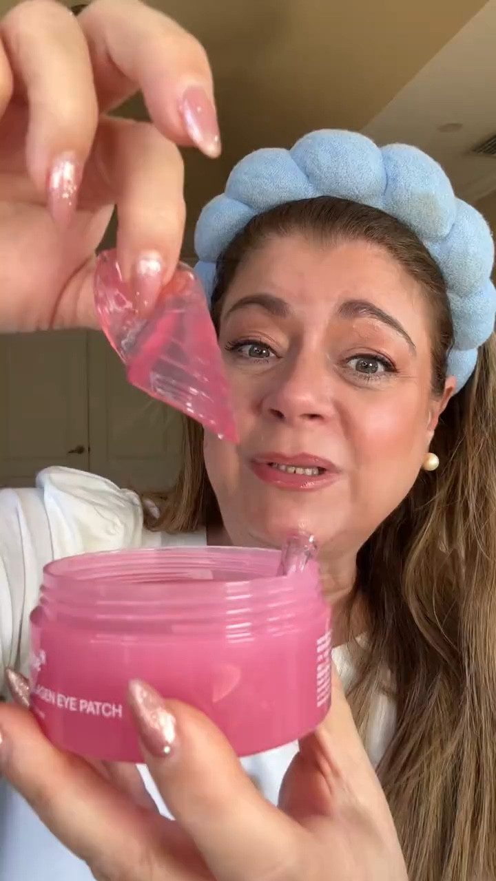  
Medicube to the rescue!

#MediCube
#EyePatches #PDRN #UnderEyes
#TikTokShopNewArrivals