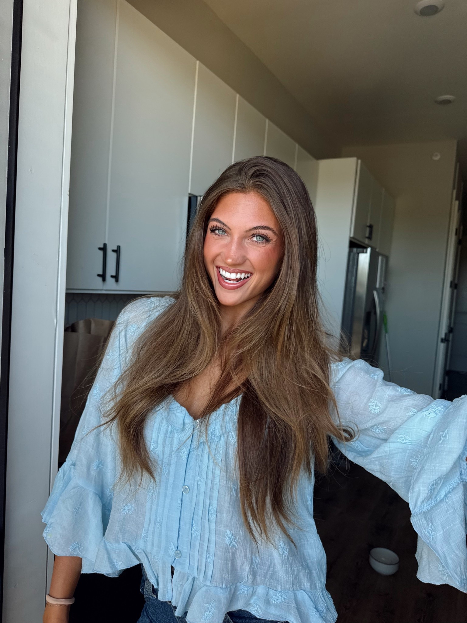 Teeth whitening kit I use!! 

#LTKmorningroutine #LTKU #LTKdayinmylife