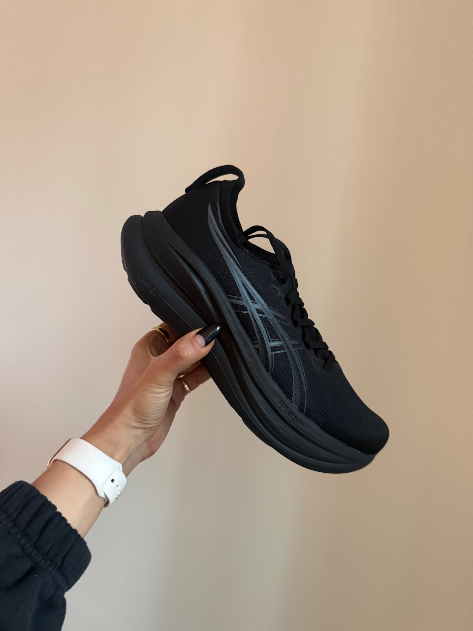 SO. Comfortable. Love this new ASICS Nimbus for base mileage and long runs!