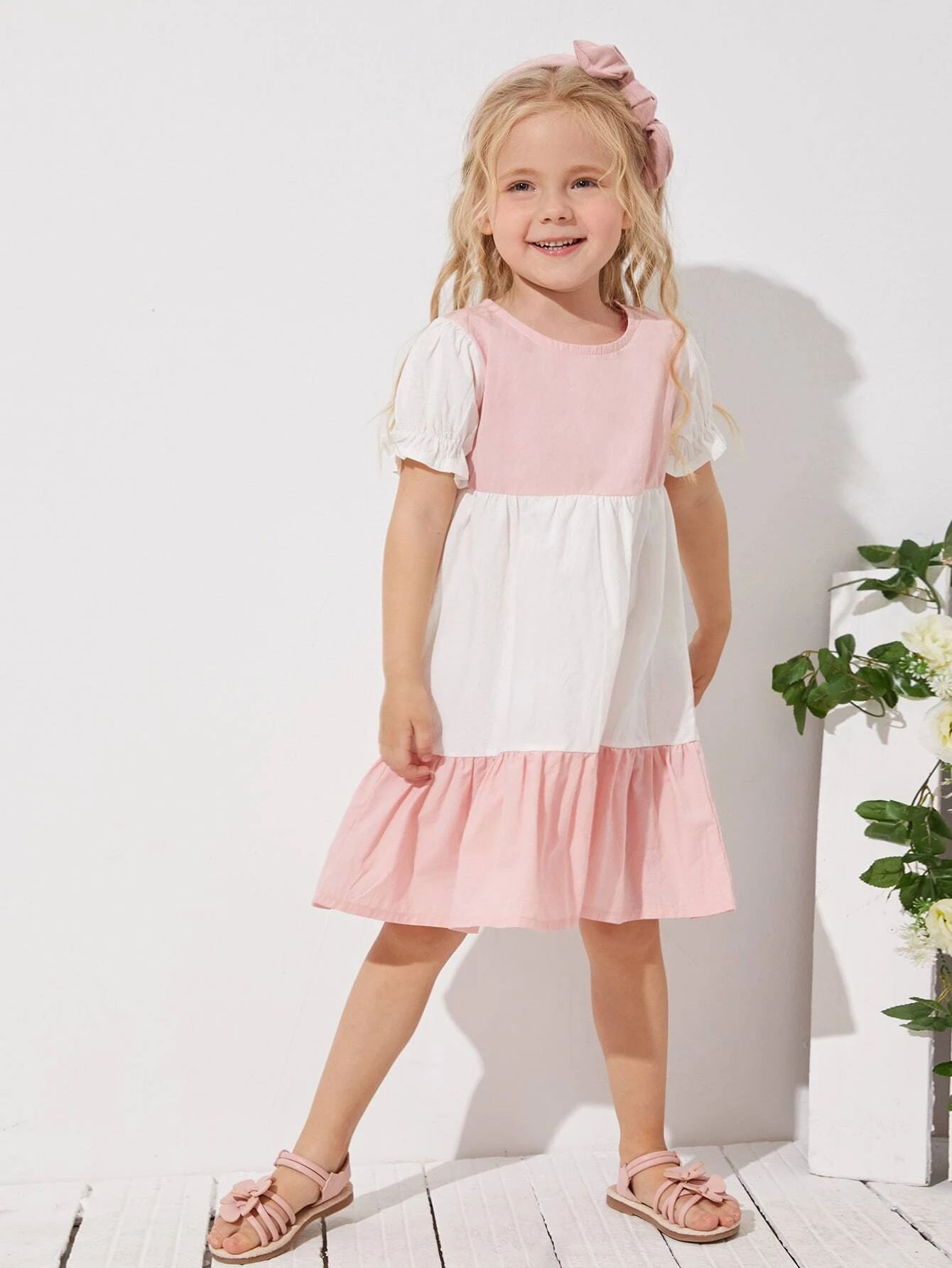 Toddler Girls Cut And Sew Babydoll Dress | SHEIN