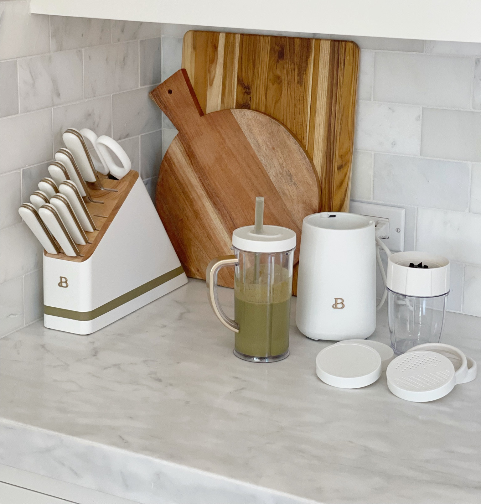 H O M E \ loving my new personal size blender to make my everyday healthy smoothie! Walmart find and only $29!!

Home 
Kitchen
Cooking 

#LTKhome #LTKunder50