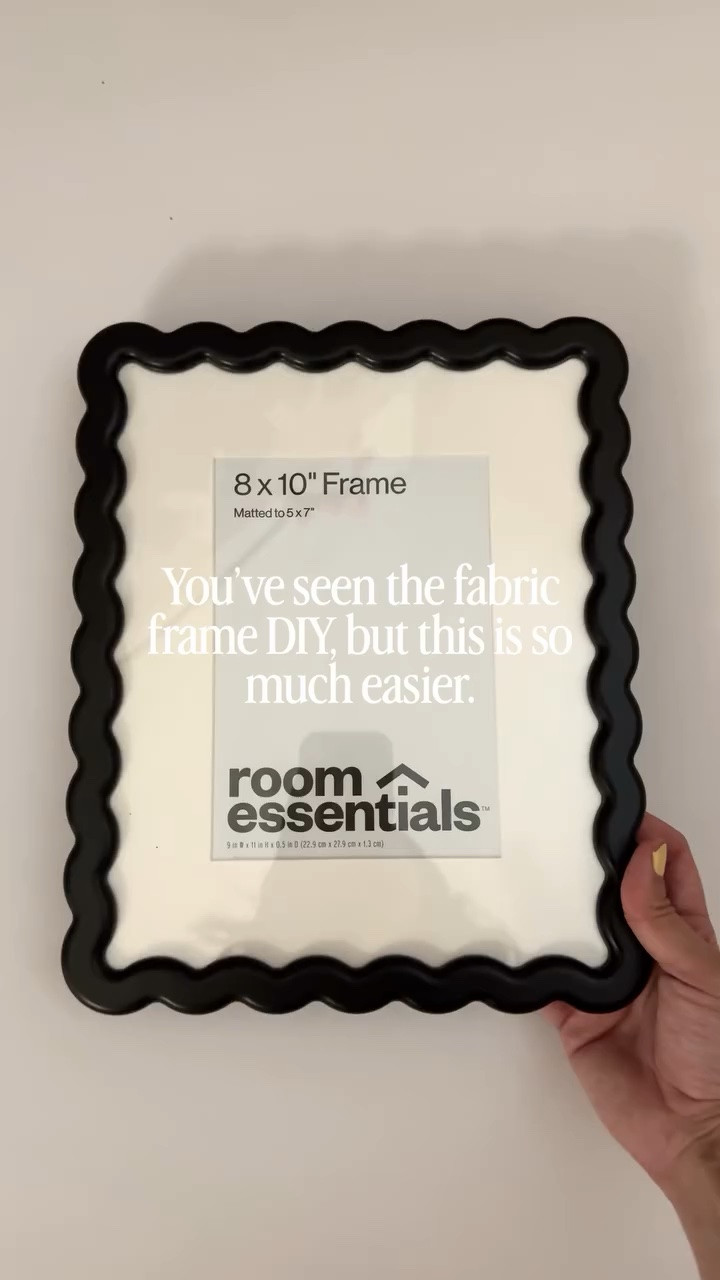 You’ve seen the fabric frame DIY all over your feed 👀

THIS is easier.

drag. drop. print. done. 🖨️

Prints like paper. Looks like fabric. Cause I made it that way.

And the whole thing costs you less $10 (frame included) 🥹

It’s the Father’s Day keepsake he’ll actually keep on the wall… not shoved in a drawer.

My gingham fabric frame template is ready for you in blue or green, horizontal or vertical, just drop in your favorite photo and print it at home or send it to Walgreens Photo as an 8x10 print 🙌

Grab it now and you’ll be ready for Father’s Day🖤

is your dad more of a blue or green gingham guy? 👇