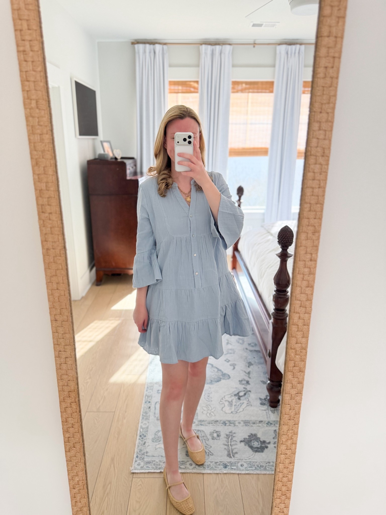 This @Quince dress is going to be one of my go-tos for spring! It’s so easy to throw on and style. And I love how lightweight it is! 

Quince dress, blue dress, casual dress, everyday style, preppy style, classic style 

#LTKootd