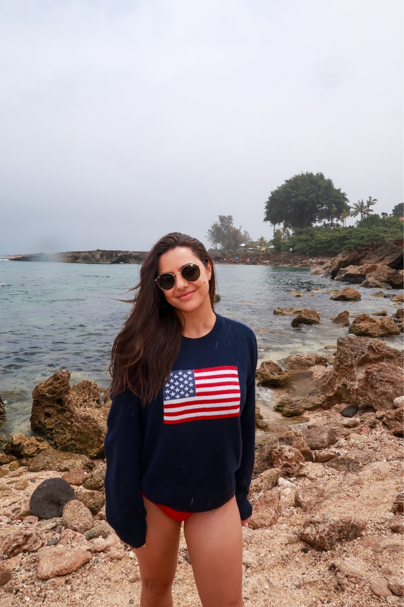 Beach outfit 
American flag sweatshirt 
Ray ban sunglasses 
H&M ribbed suit in red 



#LTKTravel #LTKFindsUnder100 #LTKSwim
