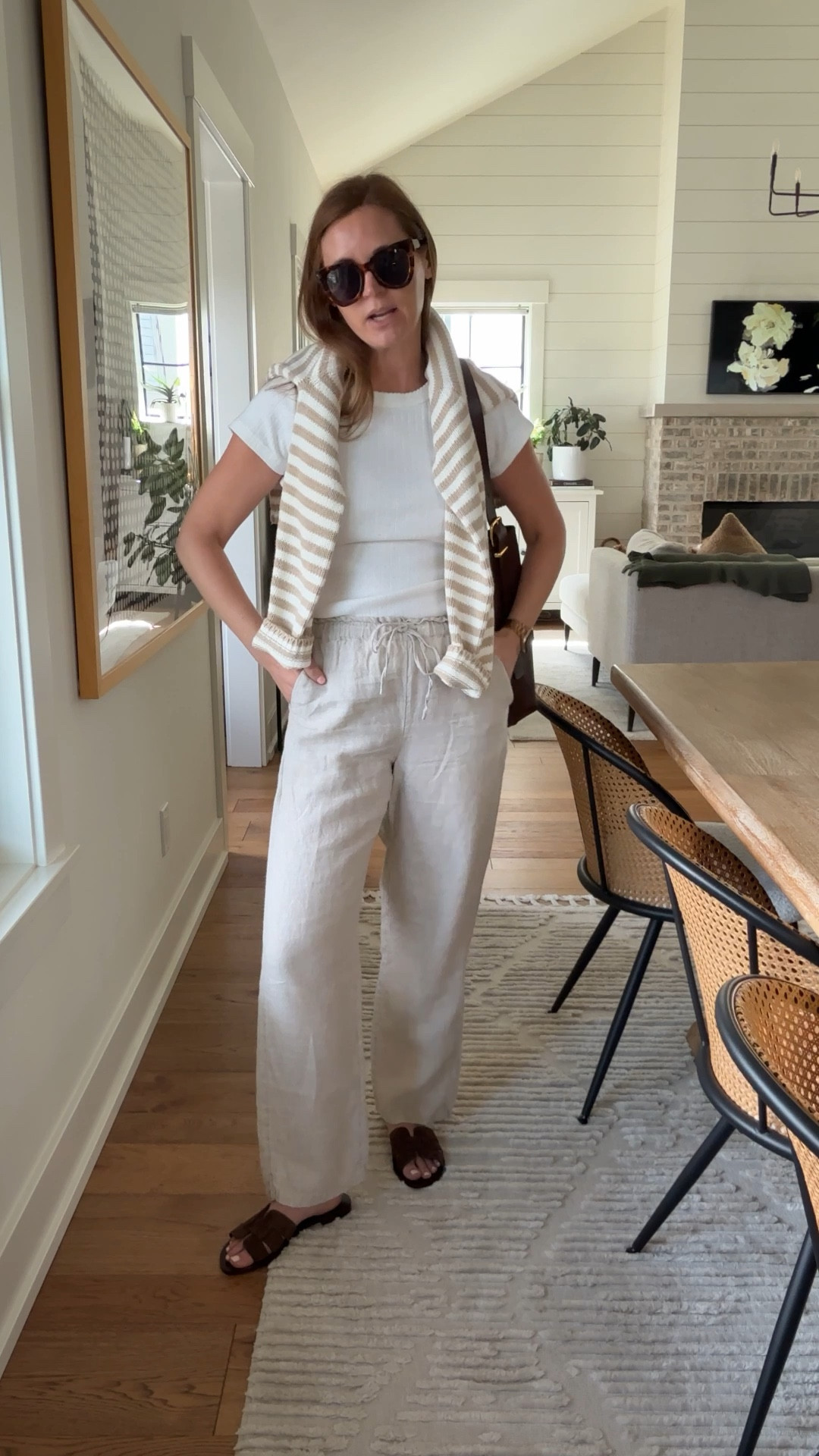 Pants size Xxs
Top size small
Sweater size small


#LTKdayinmylife #LTKootd #LTKgrwm