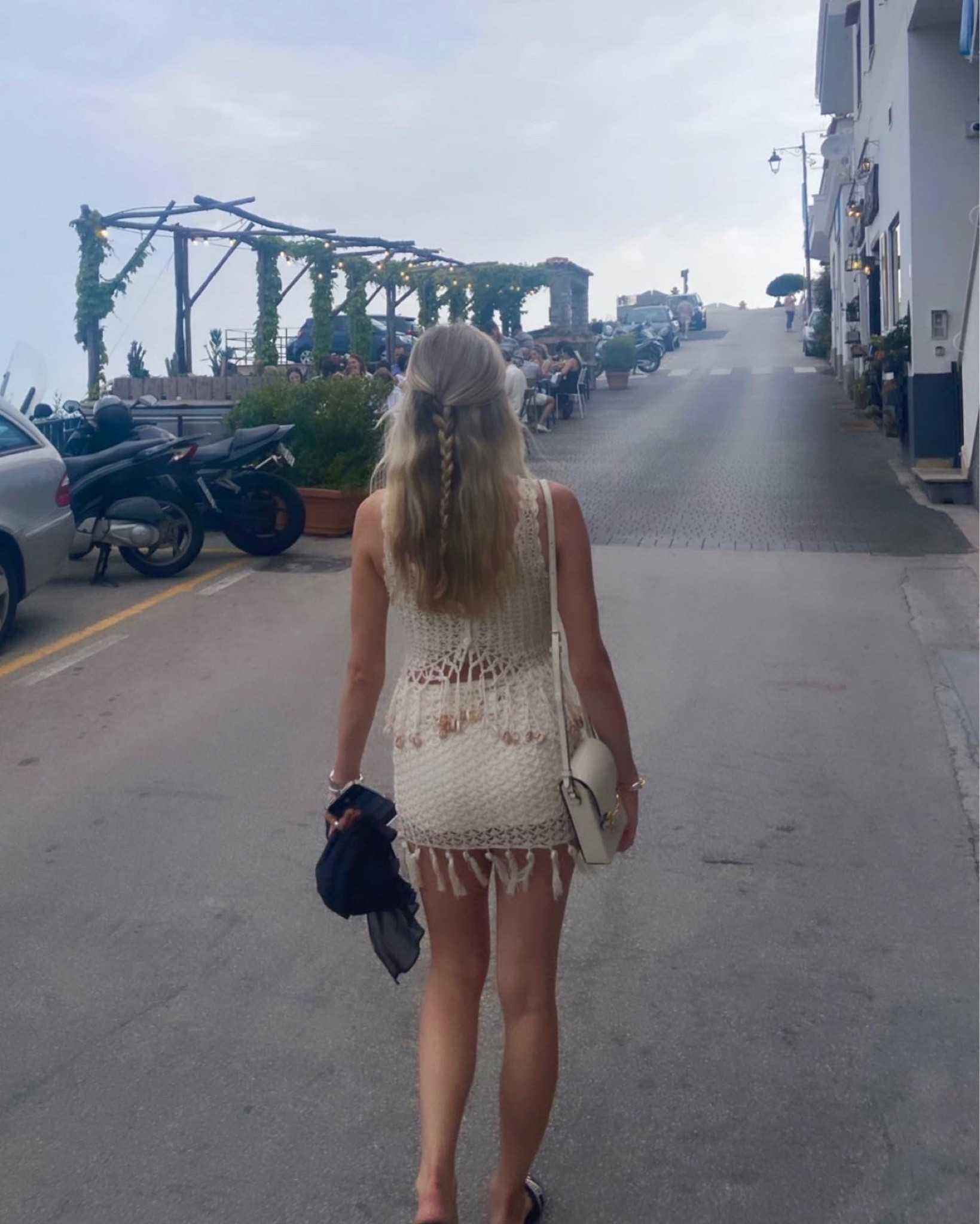 Set is old revolve - linked similar 