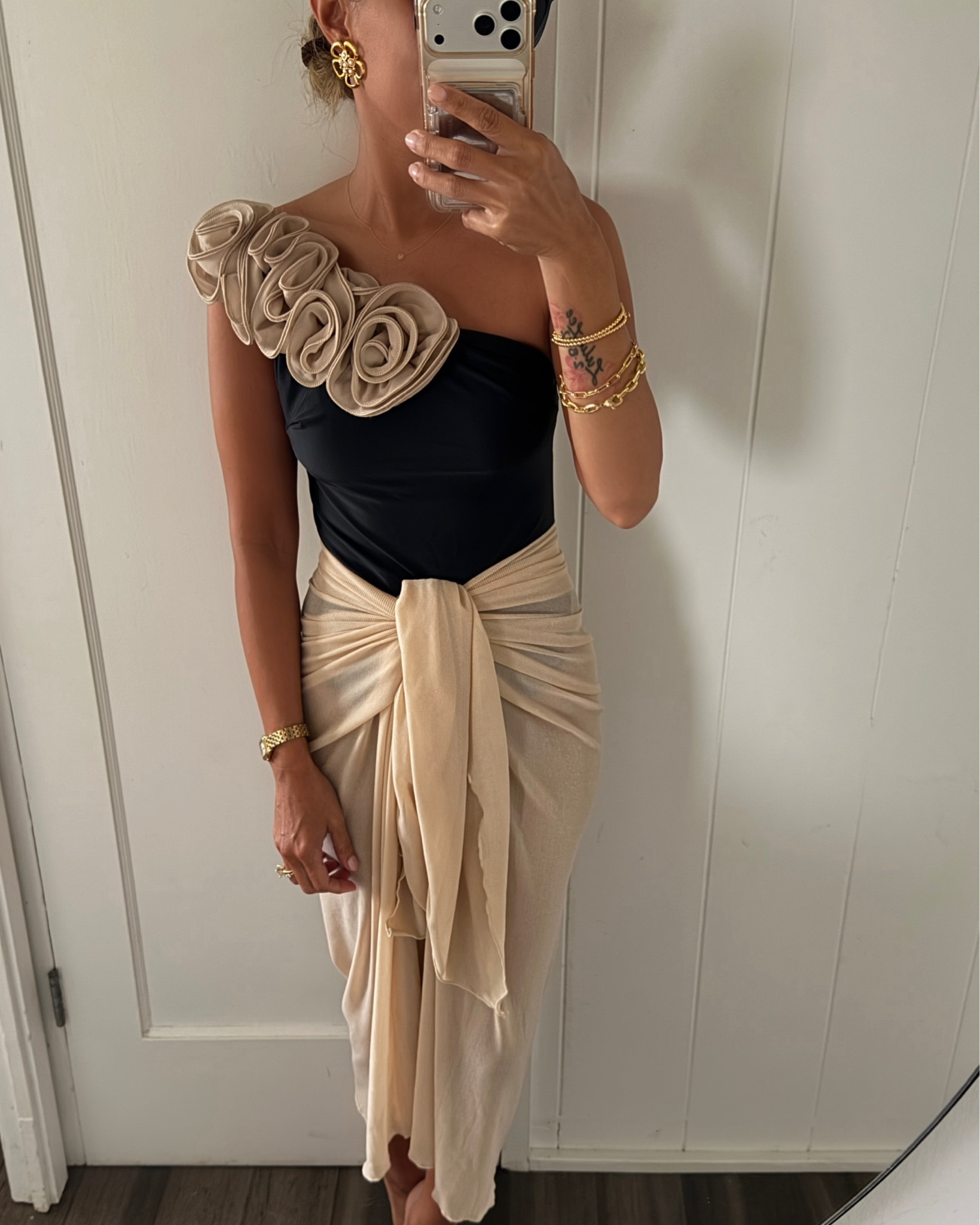 This Amazon set! WOW! So chic and perfect for a resort day! Wearing the xs. 

#LTKTravel #LTKSwim #LTKPetite