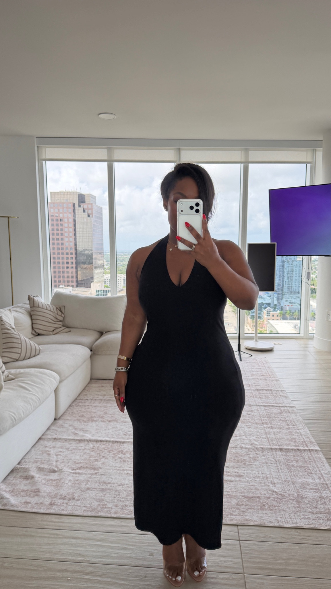 Such an easy halter dress to throw on and it’s affordable 🙌🏾 this is so versatile to wear throughout the different seasons!! Can totally dress this up or down 

Dress: Size L 

Linking some recent purchases from Walmart below!

#LTKMidsize #LTKSeasonal