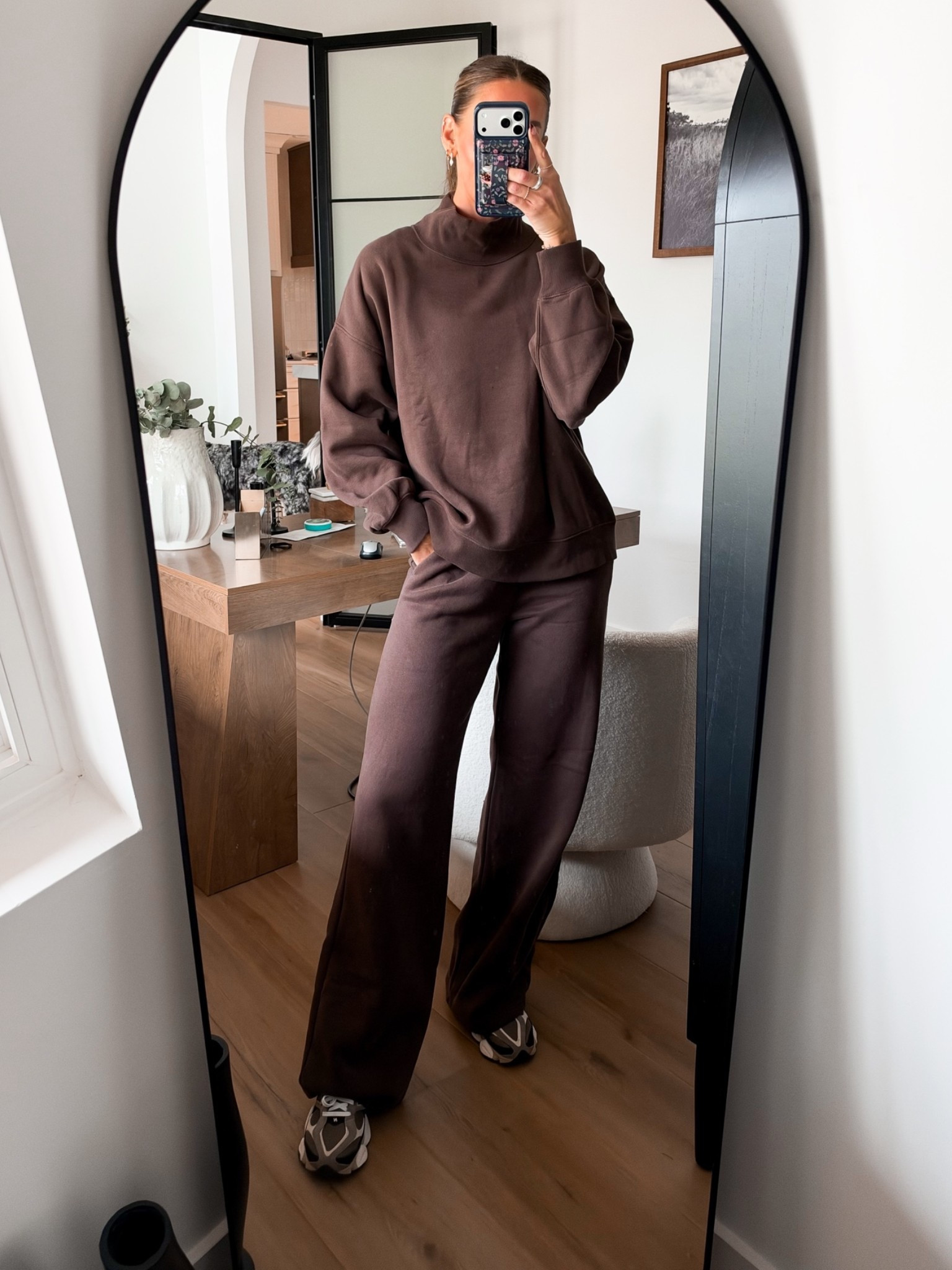 Sweatshirt-medium
Sweatpants-medium long
Sneakers-size down 1/2

#LTKootd #LTKSaleAlert #LTKTall