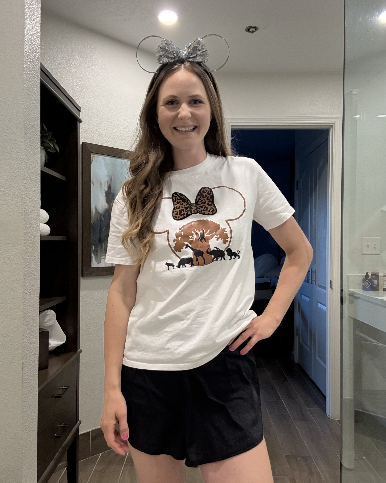 Animal Kingdom OOTD. Wearing small, TTS

#LTKTravel #LTKFindsUnder50 #LTKStyleTip