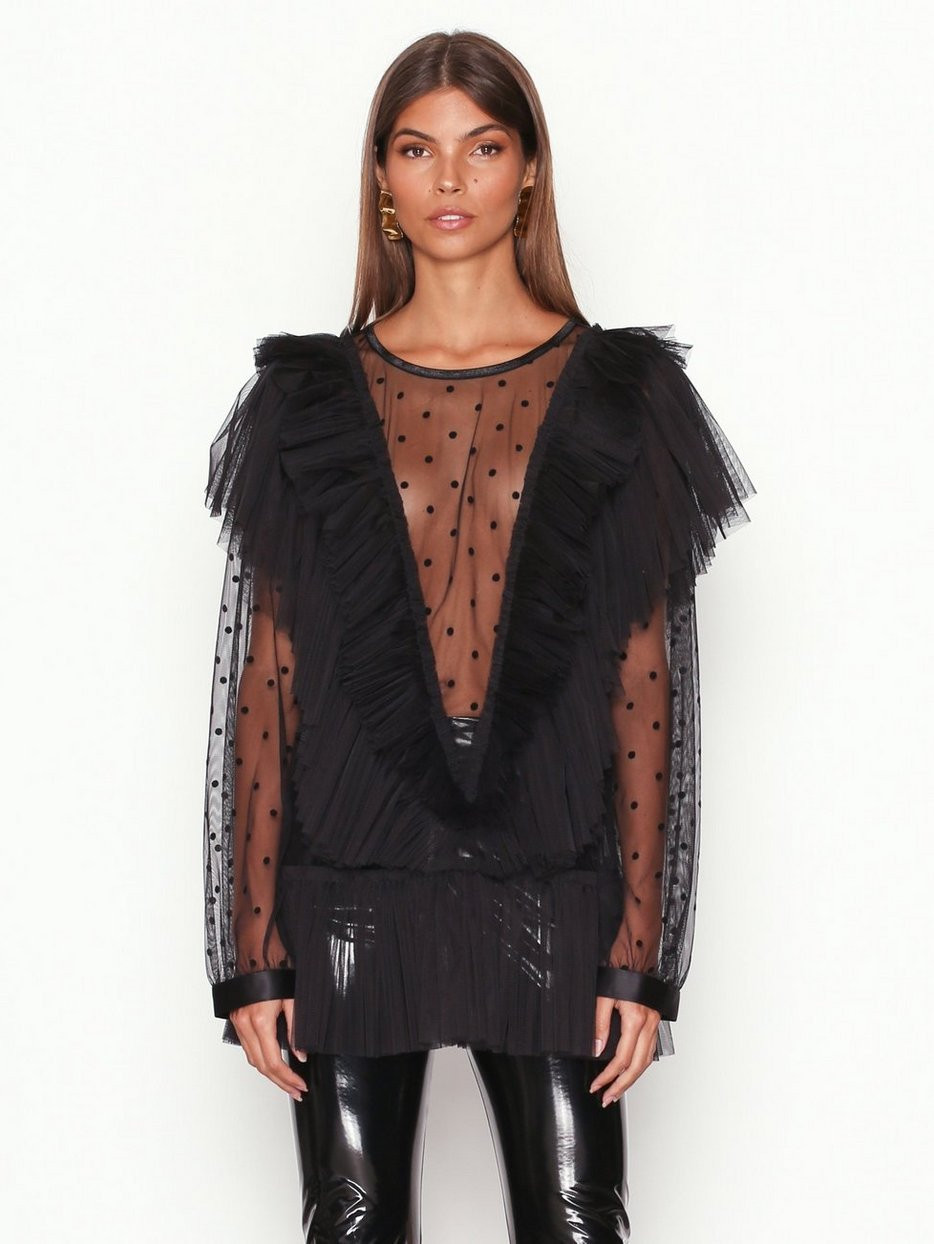 Natasha Top, Ida Sjöstedt | Nelly SE