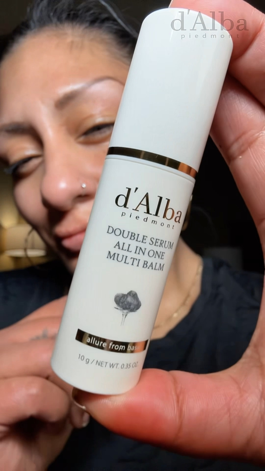 💥 @DALBA Doesn’t Need NO Intro 💯
Obviously Obsessed 😱 With Their Double Serum 
All In One, MULTI Balm ‼️
It’s Packed With:

✨ White Truffle (Antioxidant)
✨ Vitamin C (Brightening)
✨ Vegan Ceramide (Moisture)
It Targets 🎯 Wrinkles & Dark Spots Instantly 💕 

✅ NO GREASE 
✅ NO MESS 
 & Take it On The Go 👌🏼
 
 
#dalba #whitetruffle #glassskin #vitaminc #dianatheeboss 

#LTKHoliday #LTKBeauty #LTKselfcare