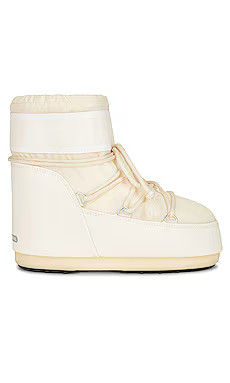 MOON BOOT Icon Low Nylon Boot in Cream from Revolve.com | Revolve Clothing (Global)