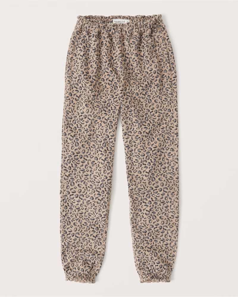 Women's Classic Banded Sweatpants | Women's Clearance | Abercrombie.com | Abercrombie & Fitch (US)