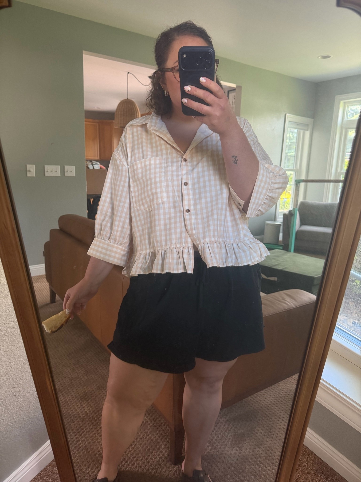 Very much WFH vibes today 

Business on top - XXL
Comfy on the bottoms - XL 

Bust 43  //  waist 42 //  hips 52  //  5’6”

#LTKSaleAlert #LTKMidsize #LTKootd
