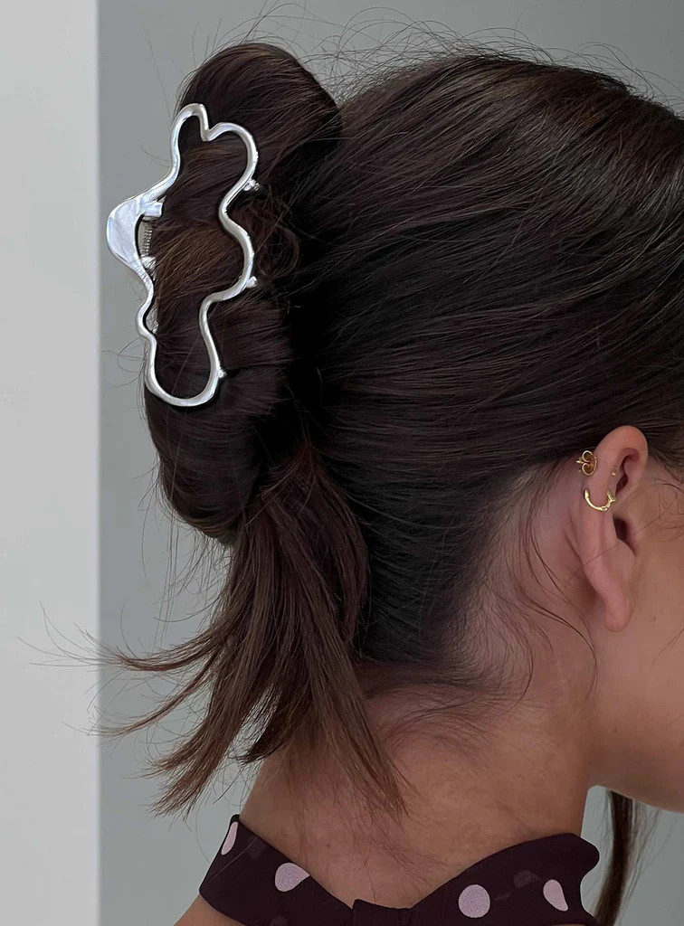 Vanish Hair Clip Silver | Princess Polly US