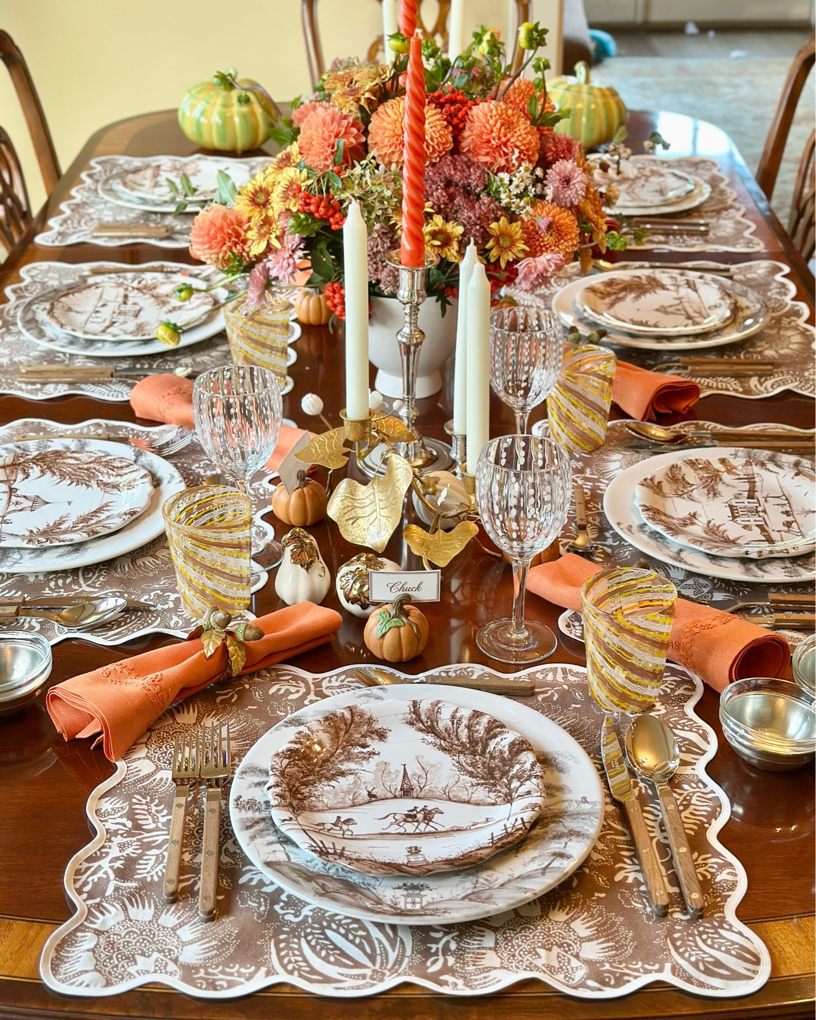 Autumn table featuring @overthemoon

#LTKSeasonal #LTKHome #LTKfoodie