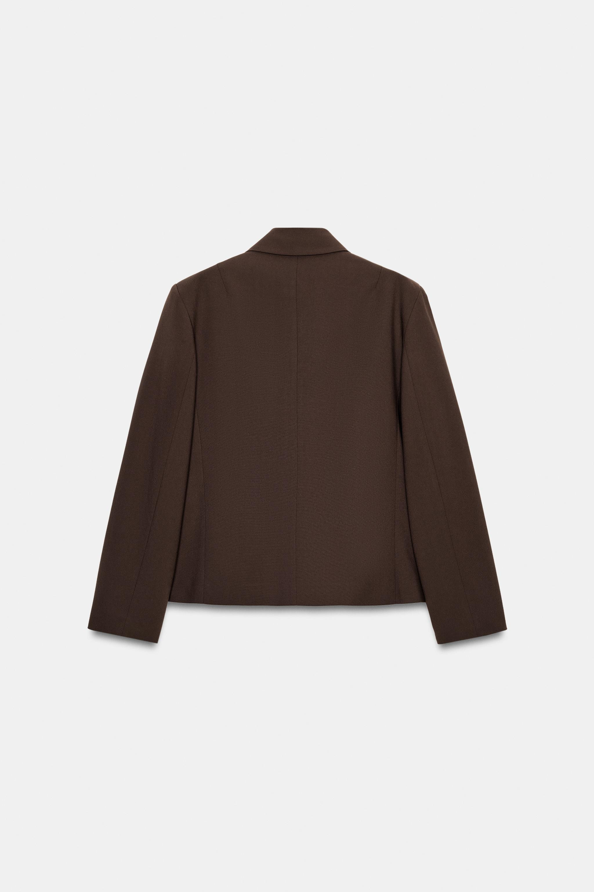 DescriptionContentsMeasurementsLapel collar blazer with long sleeves and pronounced shoulders. Fr... | Zara US