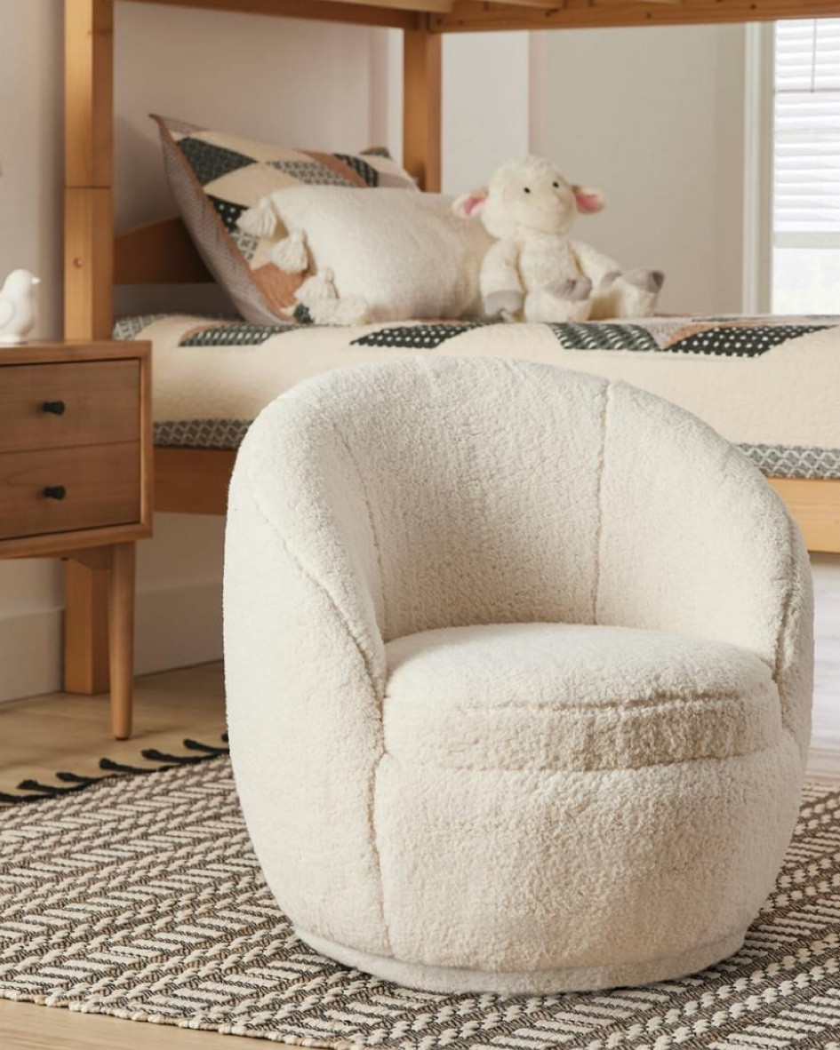 Toddler chair from Walmart, I need this for my daughter 🥹 #ltkwalmart #ltktoddler #ltkgirl

#LTKfamily #LTKkids #LTKhome