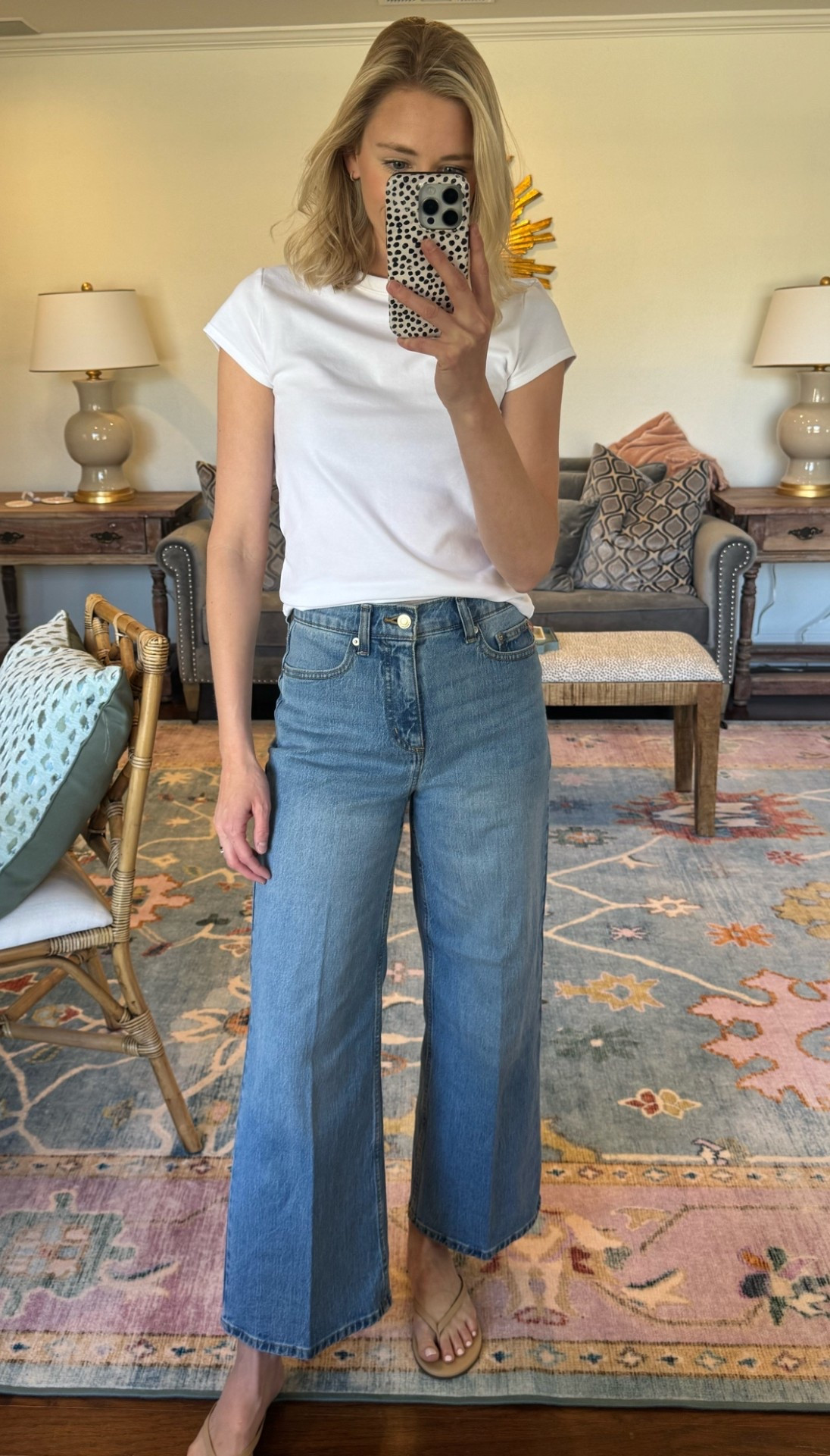You know that piece that has you ripping the tag off as soon as you try it on! That's these! Looks like mother denim but only $28! Wearing a size 2. Comes in white too!