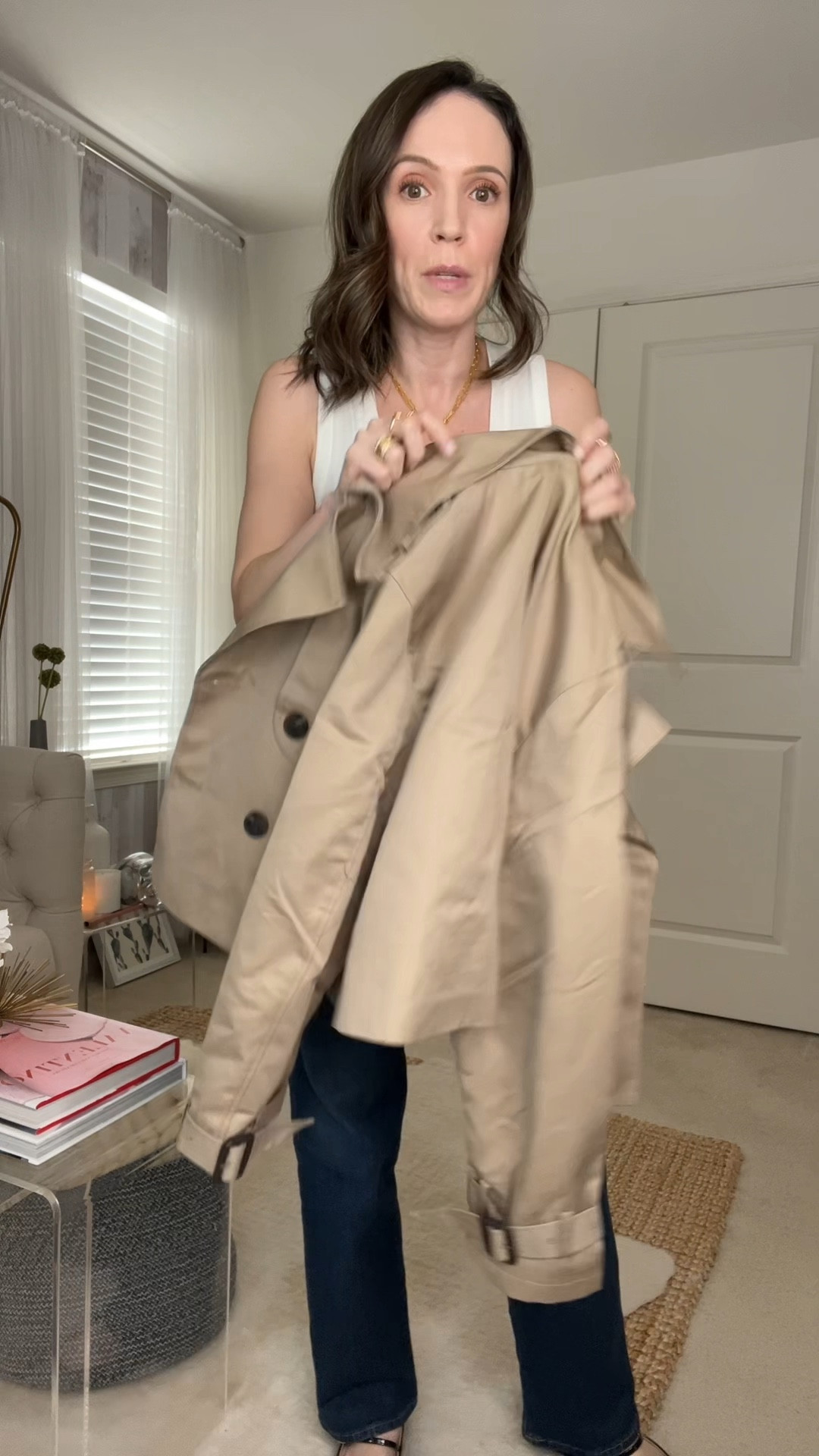 Love this cropped trench for under $50

#LTKSeasonal #LTKFindsUnder50 #LTKOver40