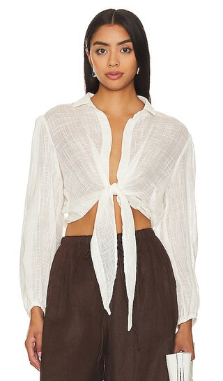 Raquel Shirt in Tofu White | Revolve Clothing (Global)