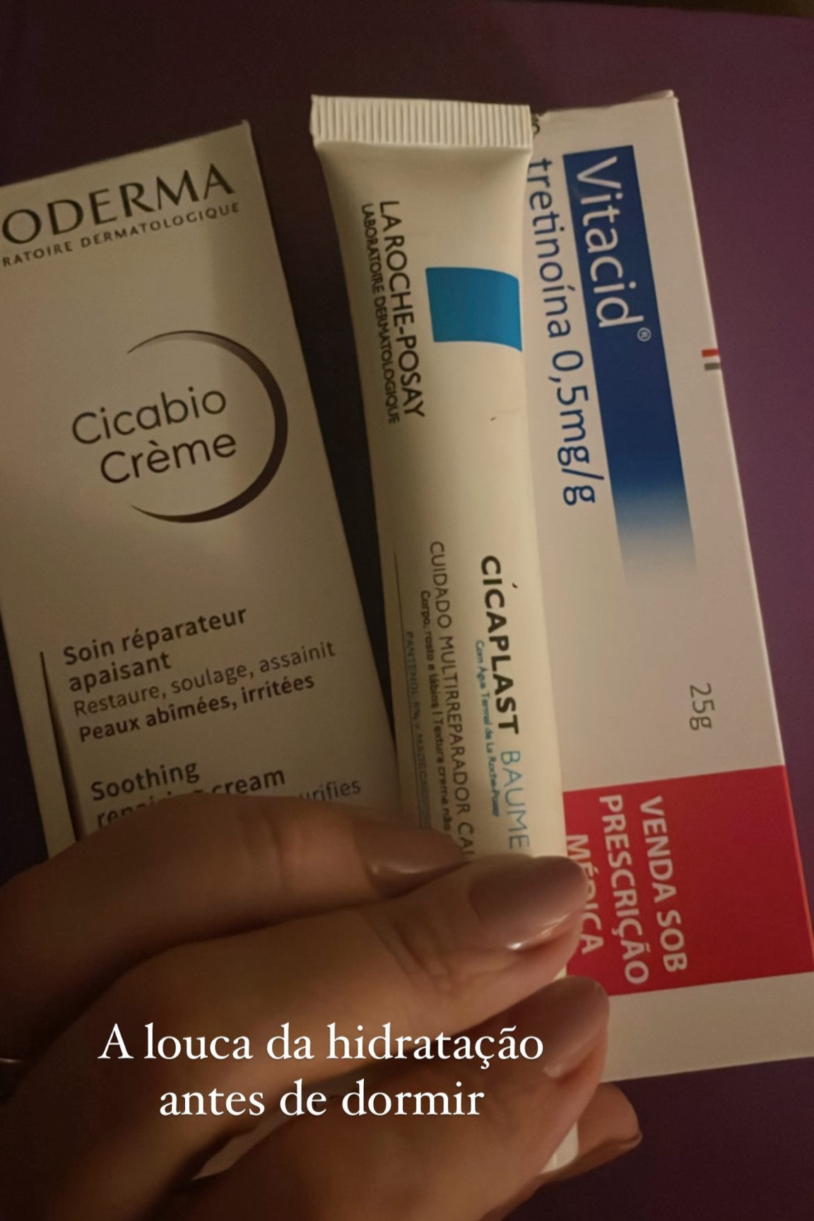 Combo de super hidratação antes de dormir: cicabio no rosto todo e cicaplast na região das olheiras e nos lábios 

#LTKover40 #LTKbeauty #LTKbrasil