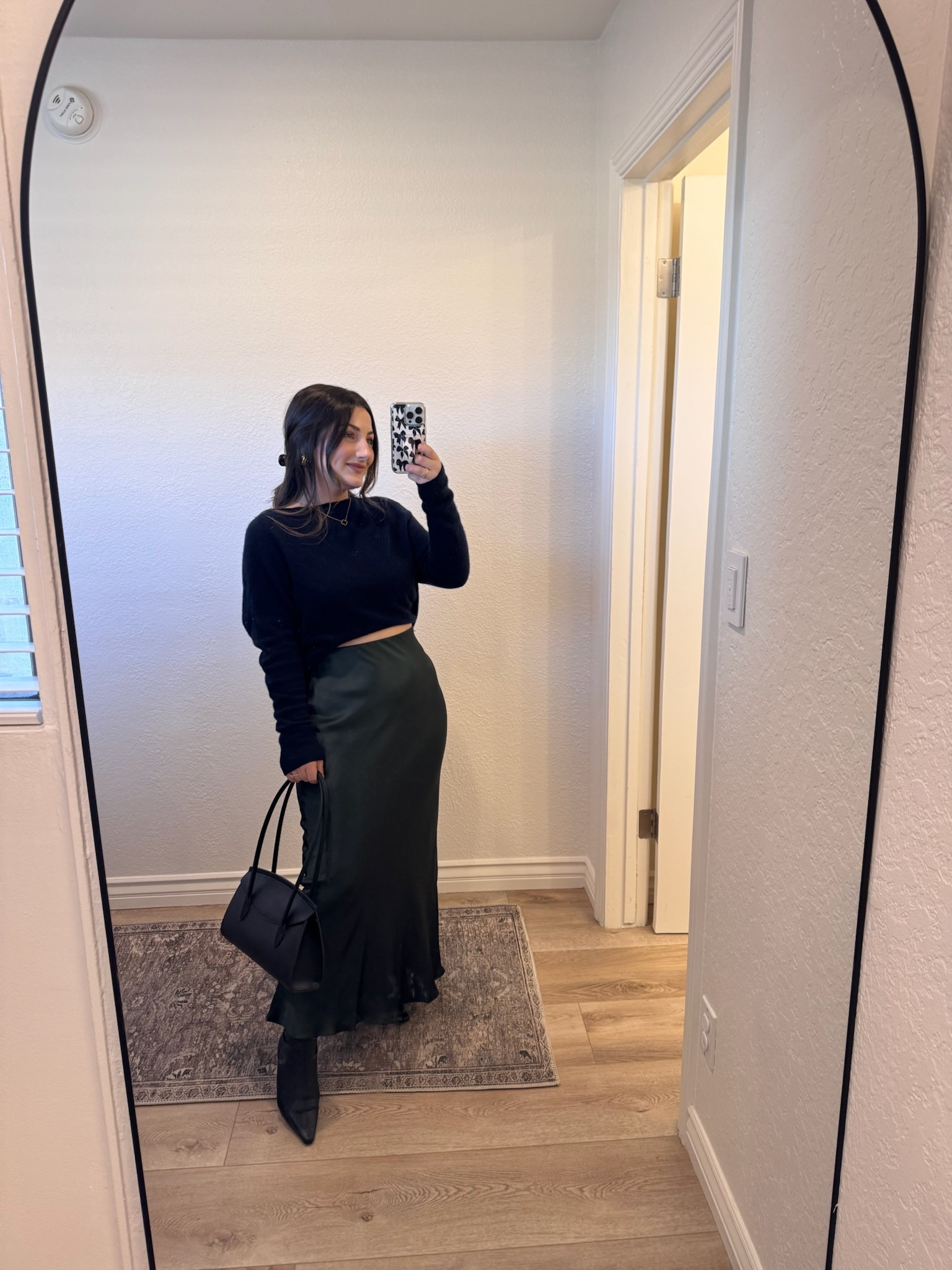 The perfect trio: washable silk, soft Mongolian cashmere, and a structured Italian leather shoulder bag. Wearing small in the skirt + XS in the sweater. (Both run TTS) 

#LTKFindsUnder100 #LTKPetite #LTKootd