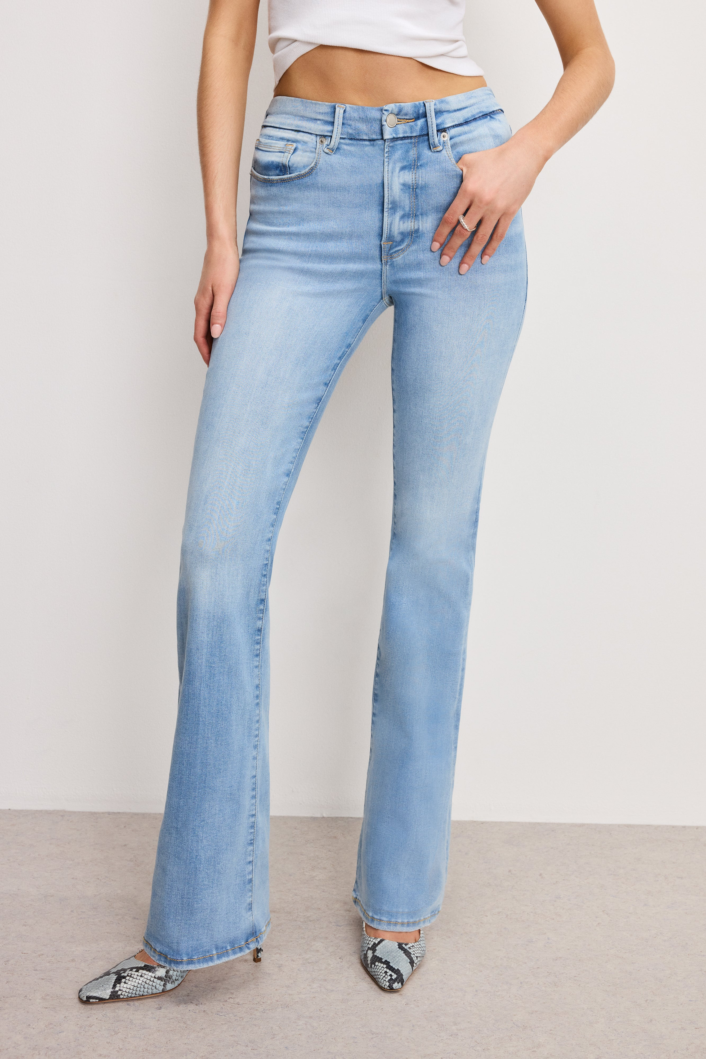 ALWAYS FITS GOOD CLASSIC BOOTCUT JEANS | INDIGO448 - GOOD AMERICAN | Good American