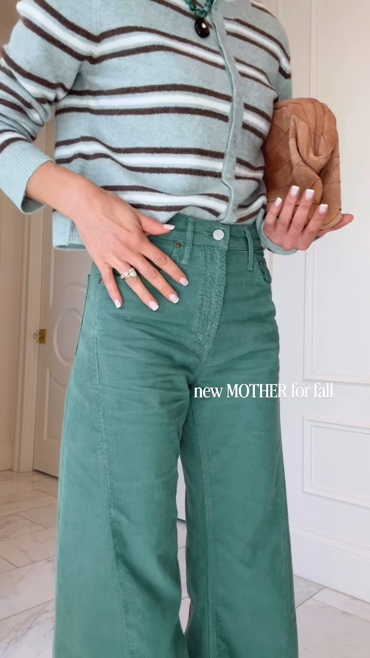 I have to share my lemon twist pants in this new coroduroy green color for fall! This is one of my favorite wide-leg styles that really elongates your legs. I suggest sizing down one size!

#LTKootd #LTKSeasonal