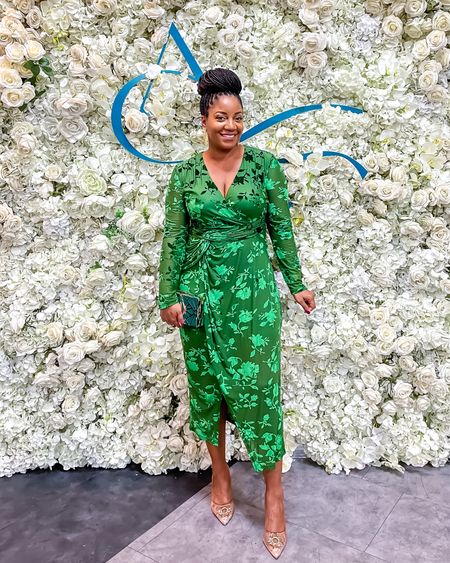 Wedding guest ready in this gorgeous green long sleeved midi  dress from @amazonfashion! 💚 It’s TTS. Wearing a L. It’s perfect for weddings or holiday parties! It comes in a short sleeved version, and there are other colors as well! #FoundItOnAmazon

Midi dress // long sleeve dress // holiday party dress // wedding guest dress // green dress // floral dress

#LTKunder50 #LTKHoliday #LTKwedding