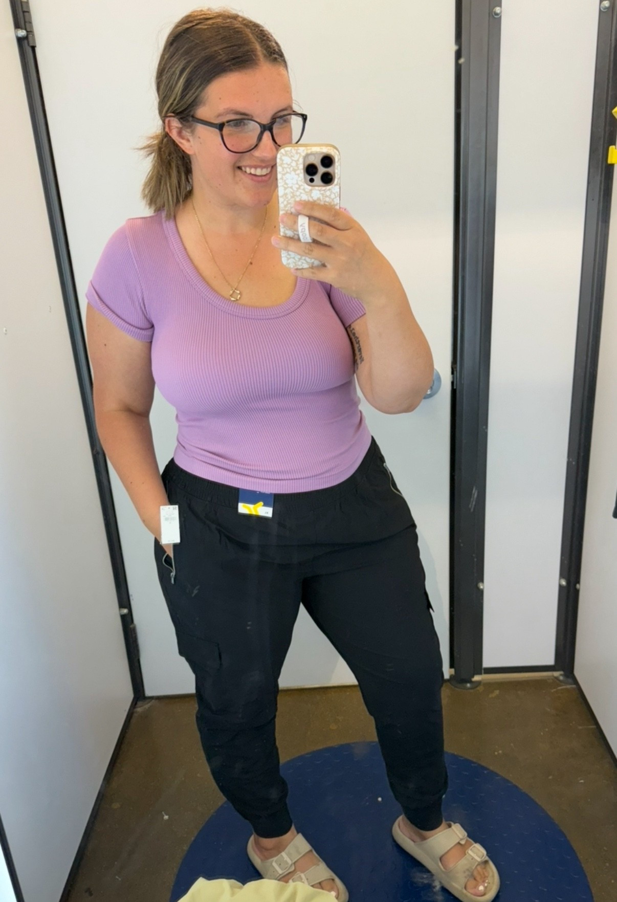 Xl in both! True to sizee

#LTKSeasonal #LTKActive #LTKMidsize