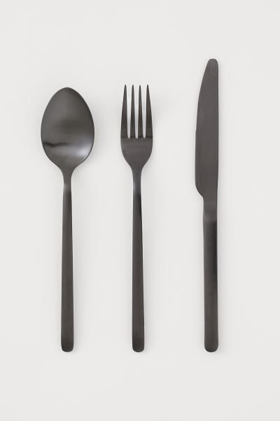 Knife, fork, and spoon in stainless steel. Length 7 3/4 - 8 3/4 in.Pieces/Pairs3CompositionMetal ... | H&M (US)