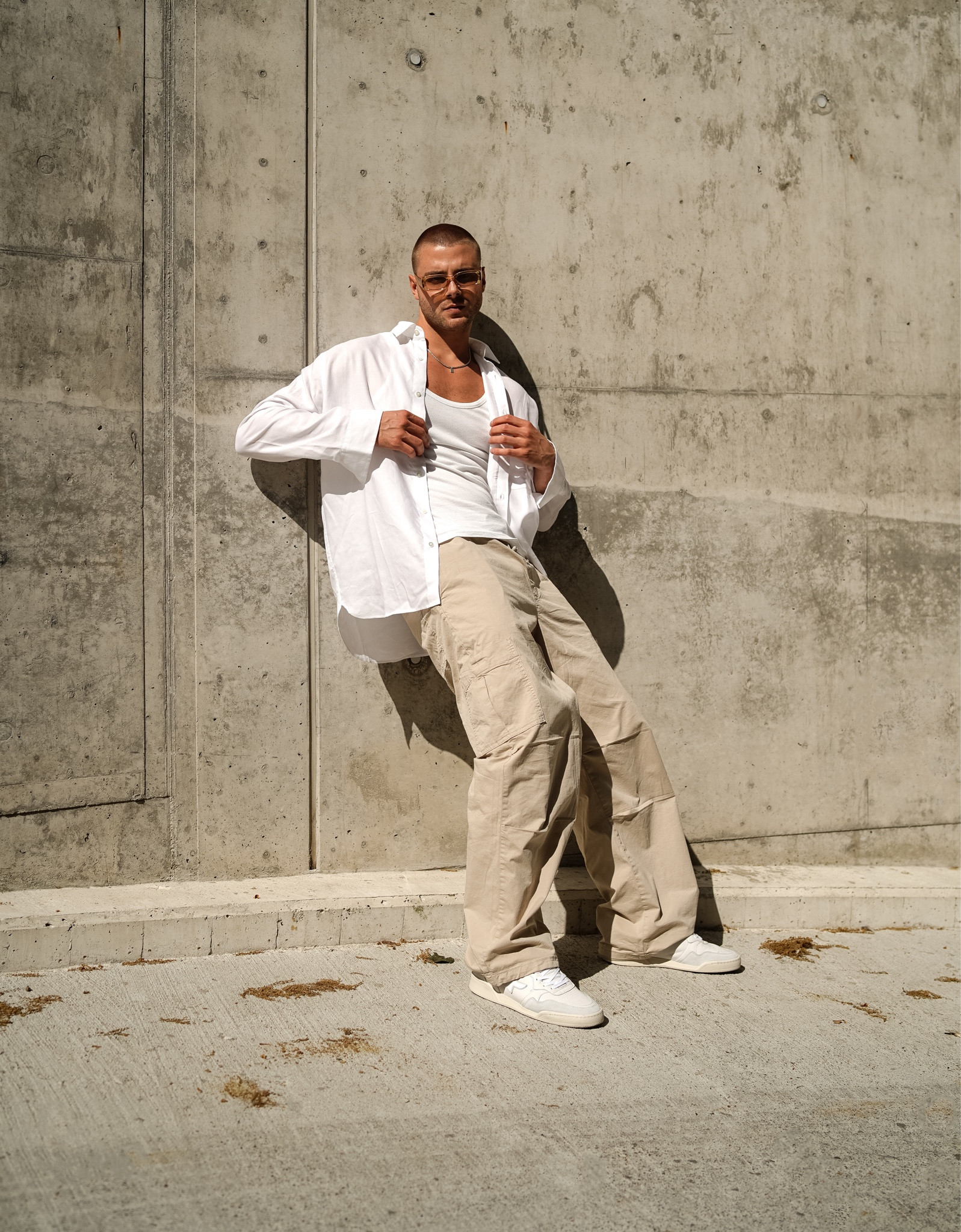 Beige on white

#LTKmens #LTKeurope #LTKstyletip