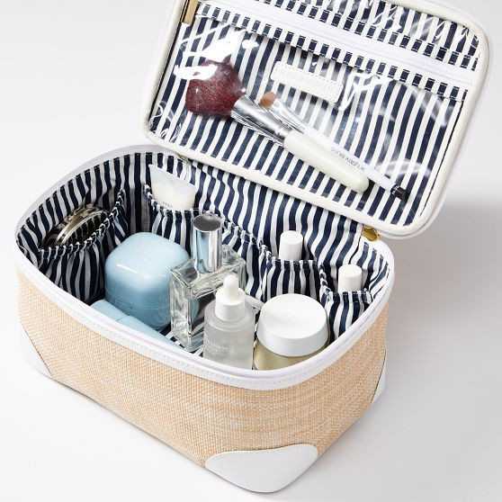 Montauk Raffia Travel Pouch | Mark and Graham